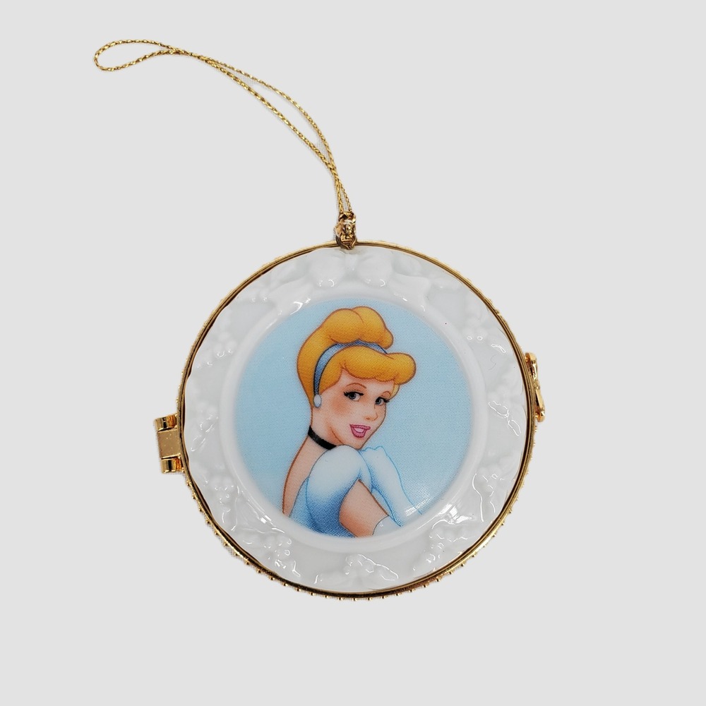 Disney Cinderella Hinged Porcelain Ornament Trinket Box Seasons Greetings‎ Gold